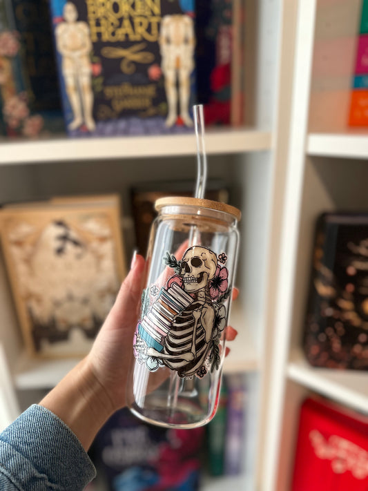 Skelly with book stack  | Glass Cup
