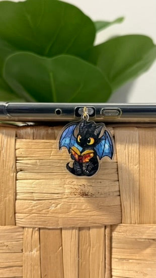 Reading dragon | Kindle Charm