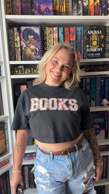 Books | Cropped T-shirt