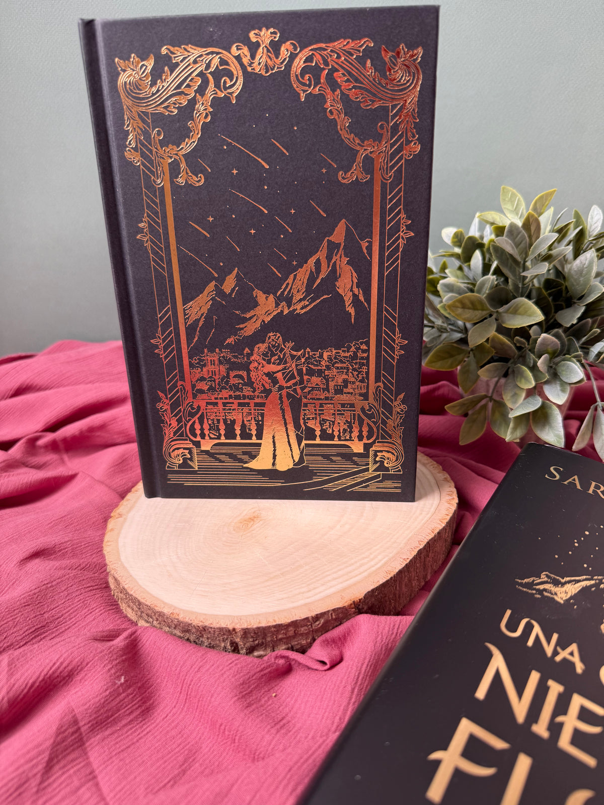 A Court of Myst and Fury *Spanish* | Spain Deluxe Edition