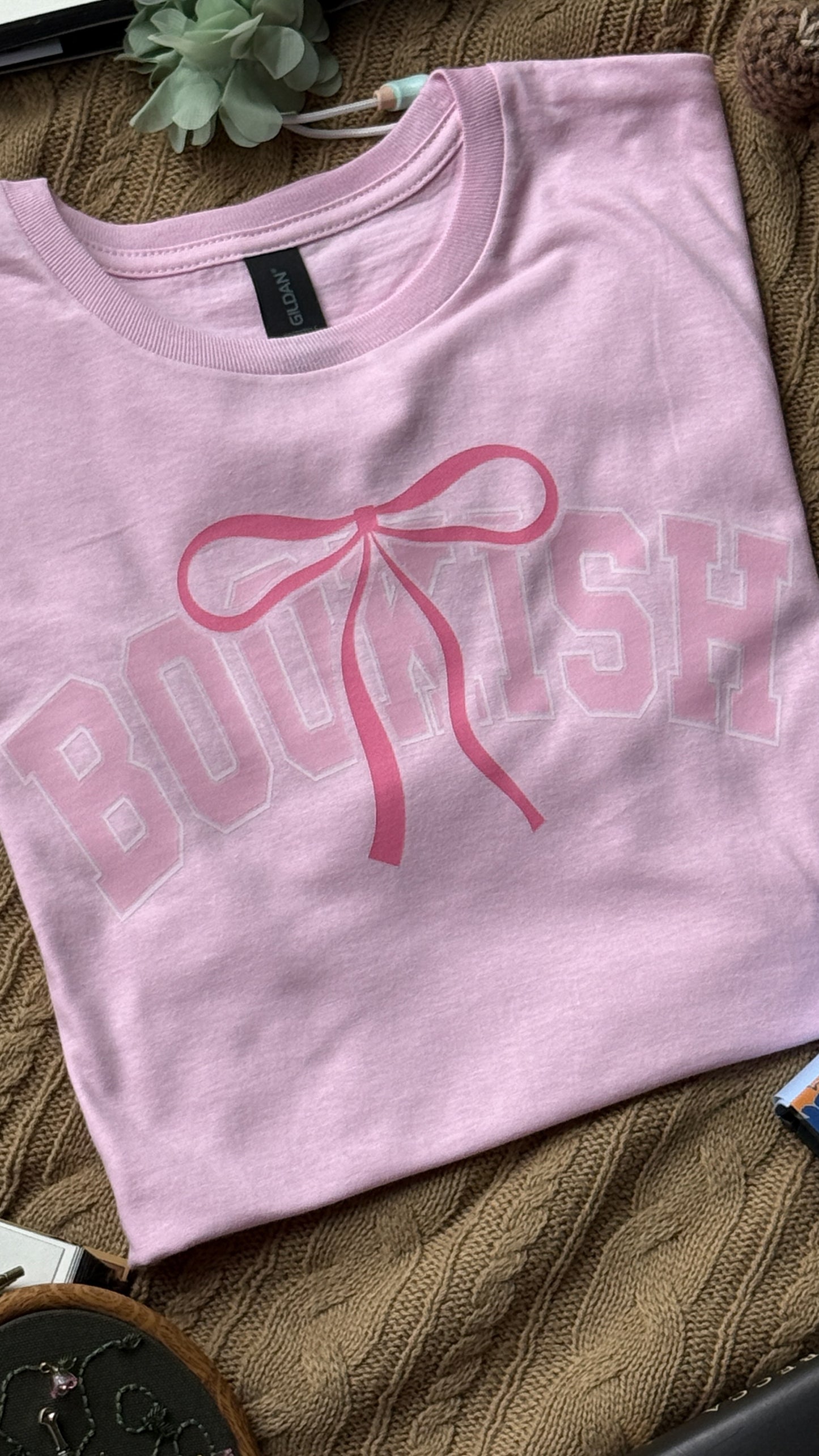 Bookish Bow | T-shirt