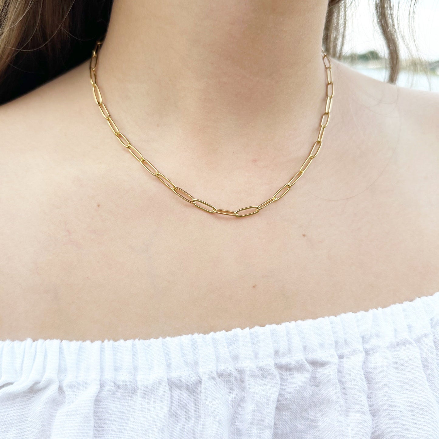 Small Paperclip Necklace (Gold)